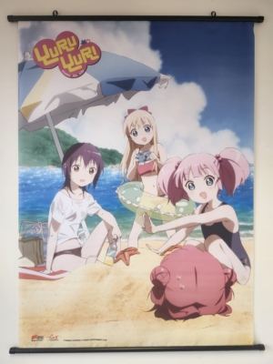 Yuru Yuri: Beach group (Wall Scroll, vertical)